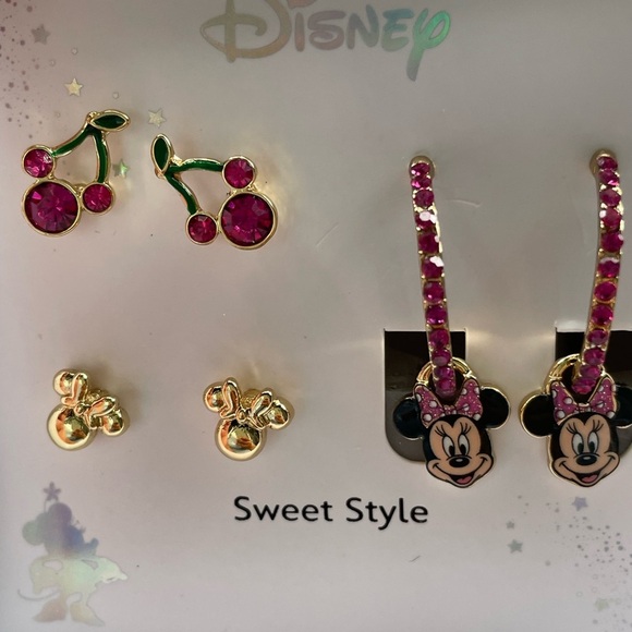 Disney earrings,Disney Minnie Mouse Earrings Set,Minnie Mouse Cherry earrings. - Picture 10 of 10